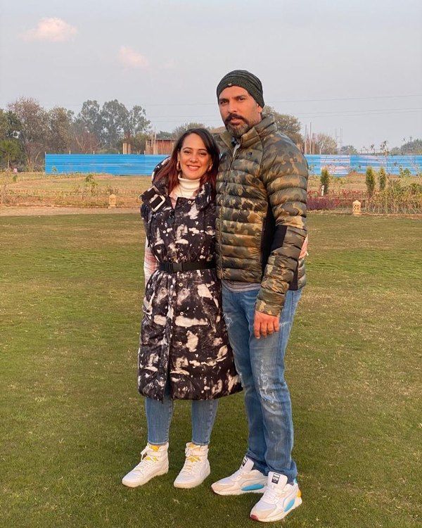 Hazel Keech with her husband, Yuvraj Singh