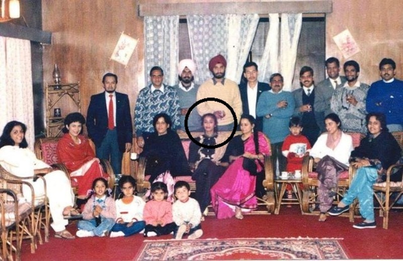 Picture of Achint with her family