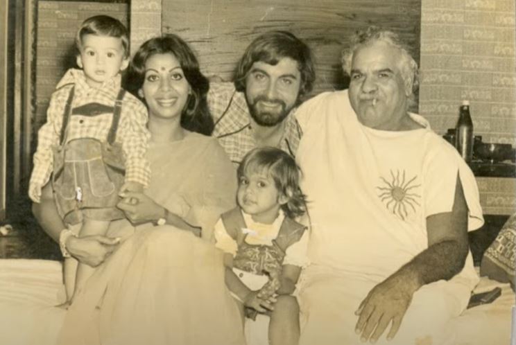 Pooja Bedi in childhood with her parents and brother Siddharth Bedi