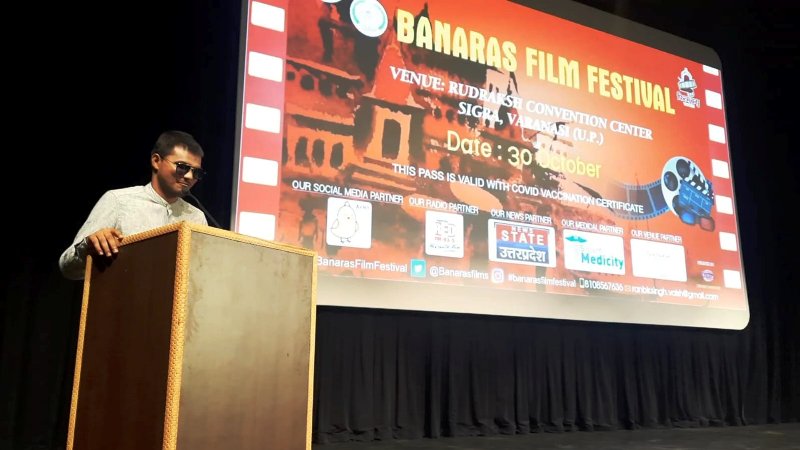Abhay Sharma during his speech at the Banaras Film Festival