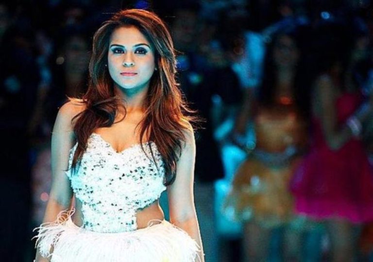Sana Saeed Student Of The Year 2