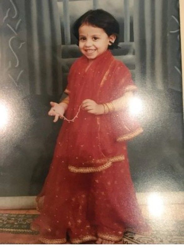 Duaa Aamir childhood's picture