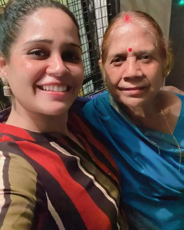 Garima Vikrant Singh with her mother