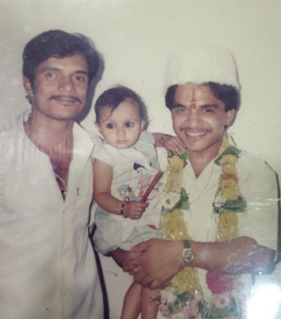 Himanshu Bawandar in childhood with his father and paternal uncle