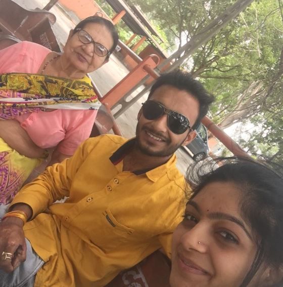 Himanshu Bawandar with his mother and wife