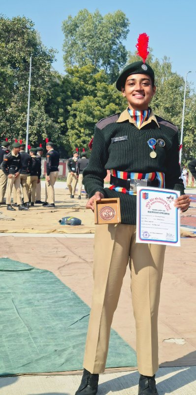 Ishita Shukla with her NCC's Award for Excellence