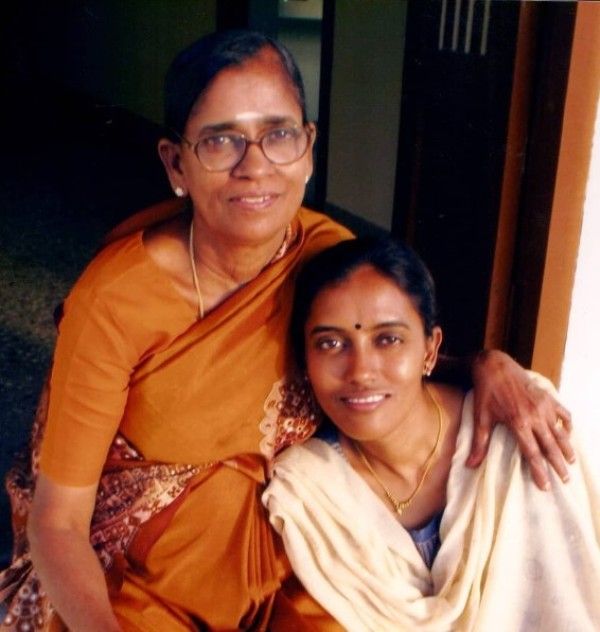 Jothimani with her mother