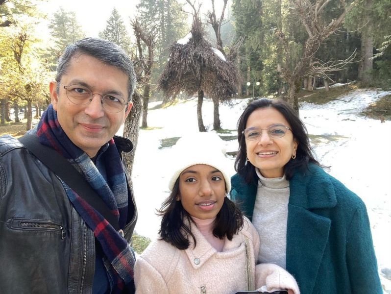 Kunal Kohli with his wife and daughter