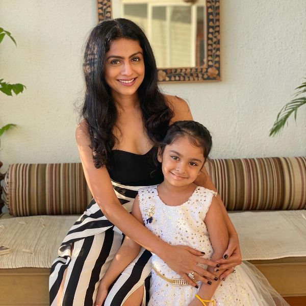 Manasi Parekh with her daughter