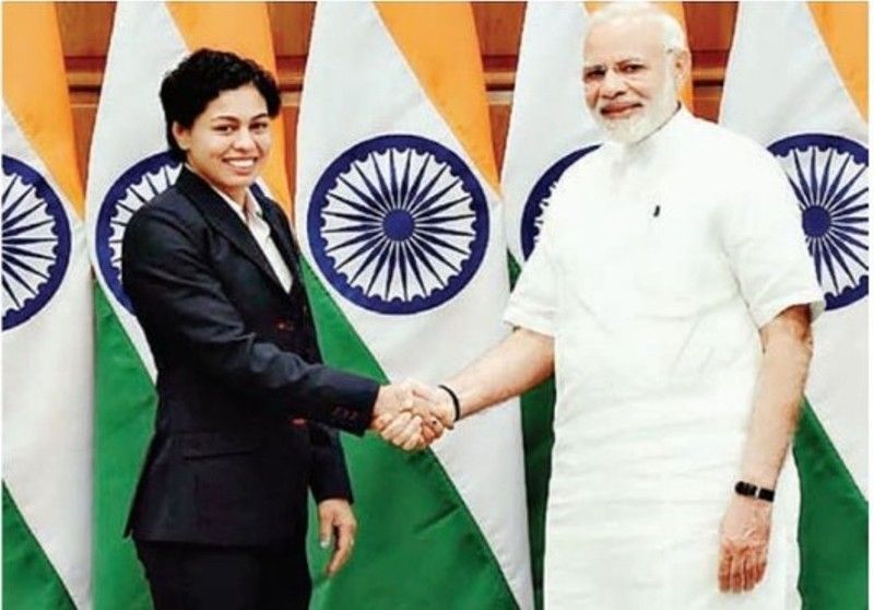Pooja Dhanda with Narendra Modi