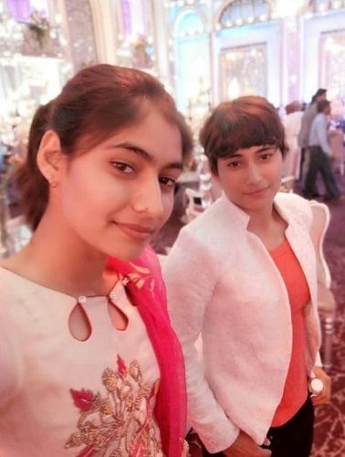 Pooja Gehlot with her sister
