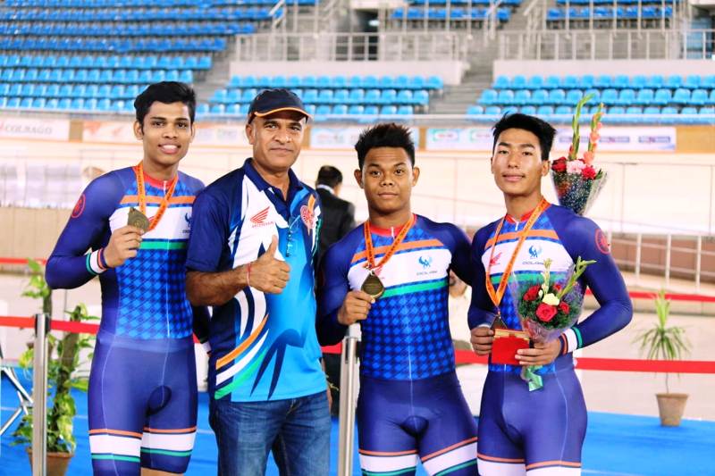 RK Sharma with the silver medalists of the Junior World Championship held in Switzerland