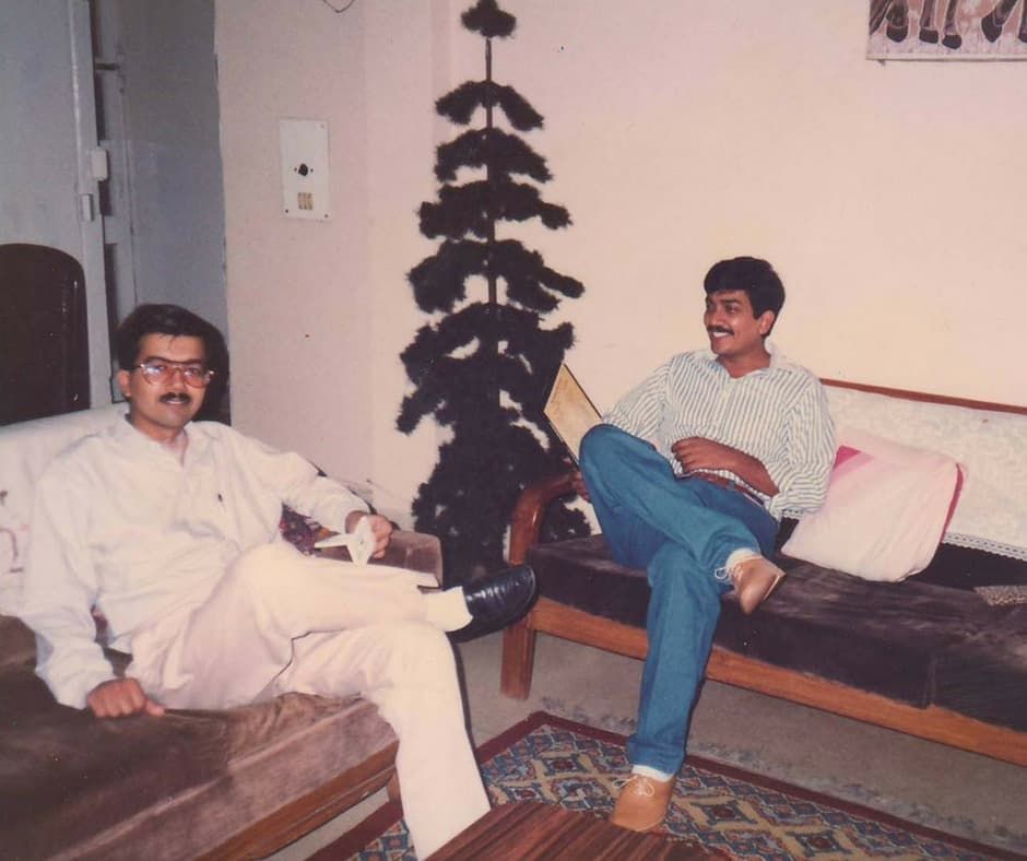 Sanjeev Kapoor with his brother, Rajeev Kapoor, at a young age