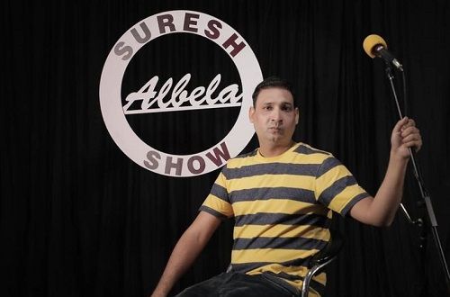Suresh Albela performing in Suresh Albela Show
