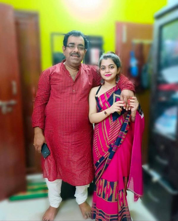 Anushka Banerjee with her father