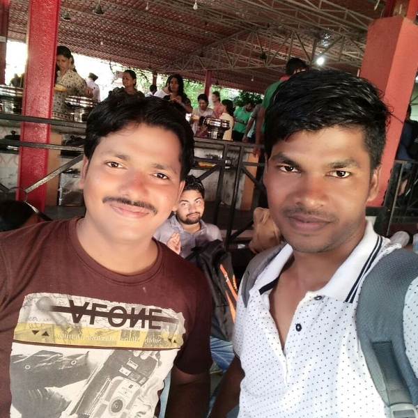 Dinesh Sir with his brother Anil Gupta
