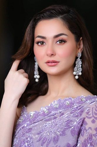 Hania Aamir Wiki, Height, Age, Boyfriend, Family, Biography & More ...