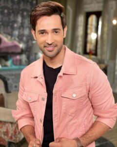 Karan Sharma Wiki, Age, Girlfriend, Wife, Family, Biography - WikiBio