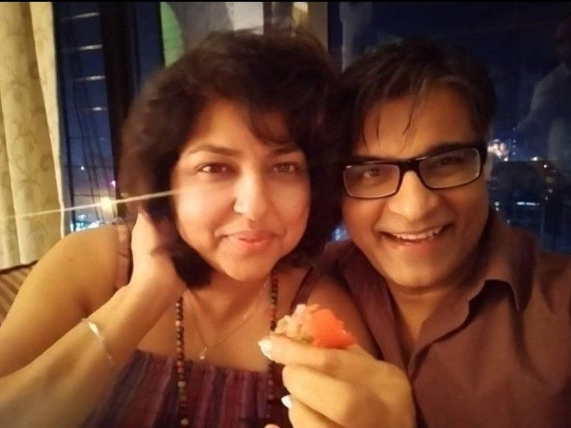 Naveen Saini with his wife