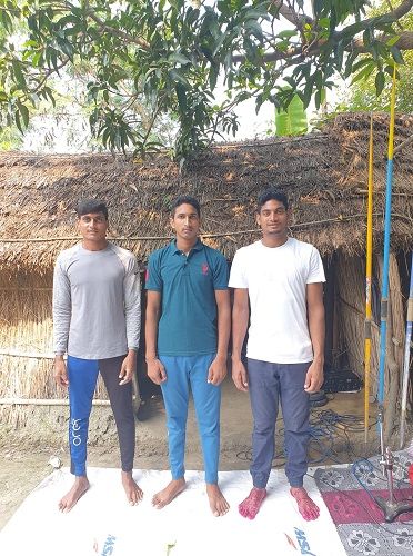 Rohit Yadav with his brothers