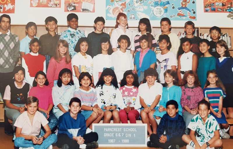 A group photo of Liz with students of Grade 6 & 7 of Parkcrest School, Canada (1987-1988)