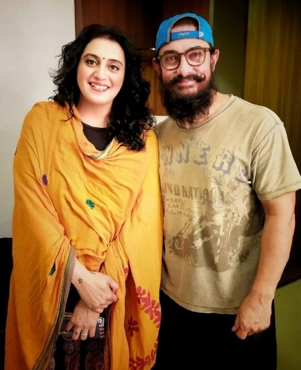 Aarya with Aamir Khan during the making of the film 'Laal Singh Chaddha'