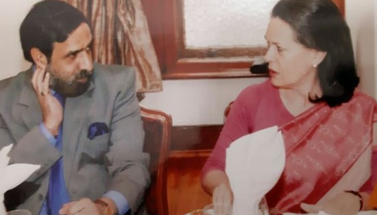 An old picture of Anand Sharma with Sonia Gandhi