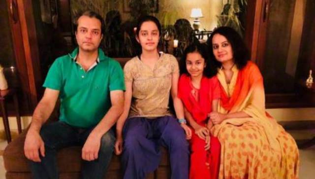 Anahat Singh (second from right) with her parents and elder sister