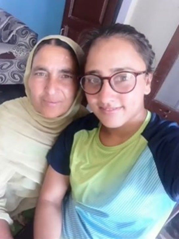Harjinder Kaur with her mother