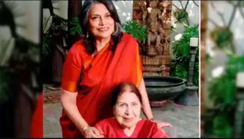 Picture of Sunita Kohli with her mother, Chand Sur