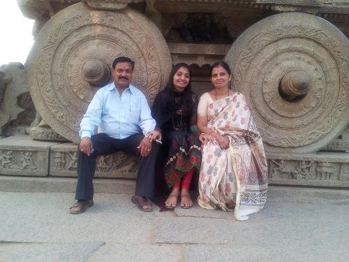 Roopesh Shetty's parents and sister Roopa Yog Shetty