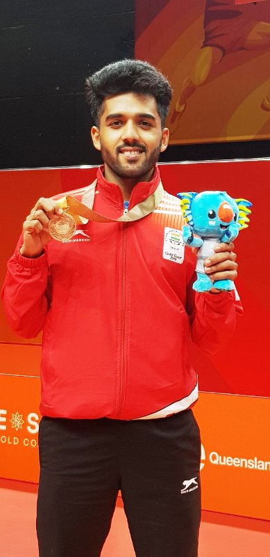 Sanil Shetty with a bronze medal at the 2018 CWG