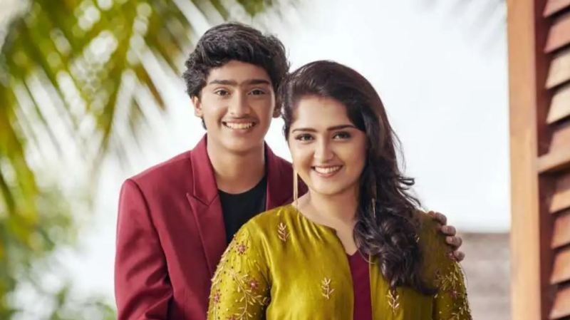 Sanoop with his sister, Sanusha Santhosh