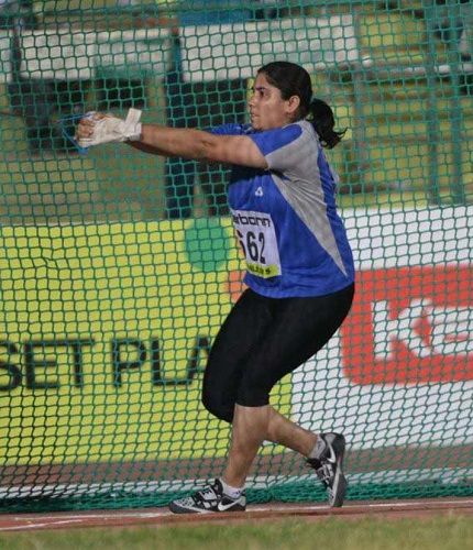 Sarita Romit Singh in a hammer throw competition