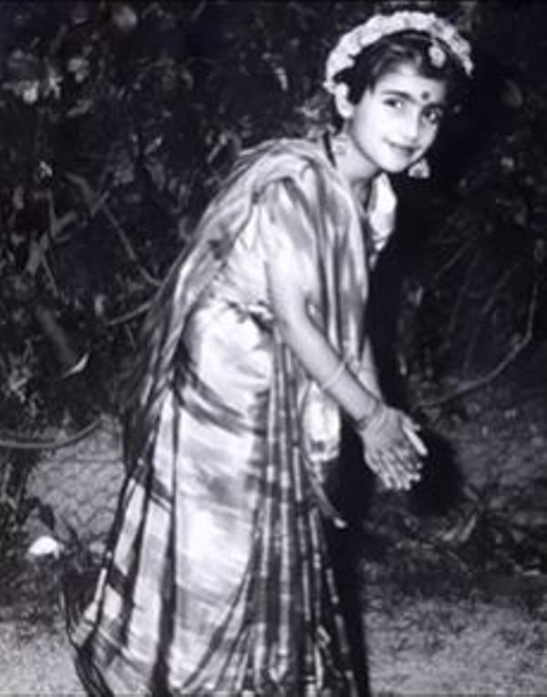 Shibani Kashyap's childhood picture