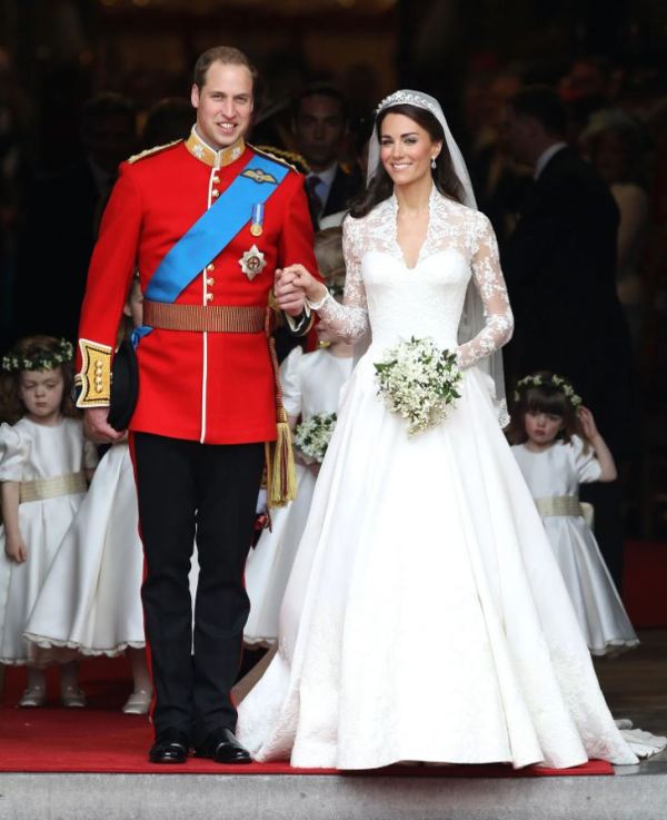 A wedding day picture of Prince William and Catherine Middleton