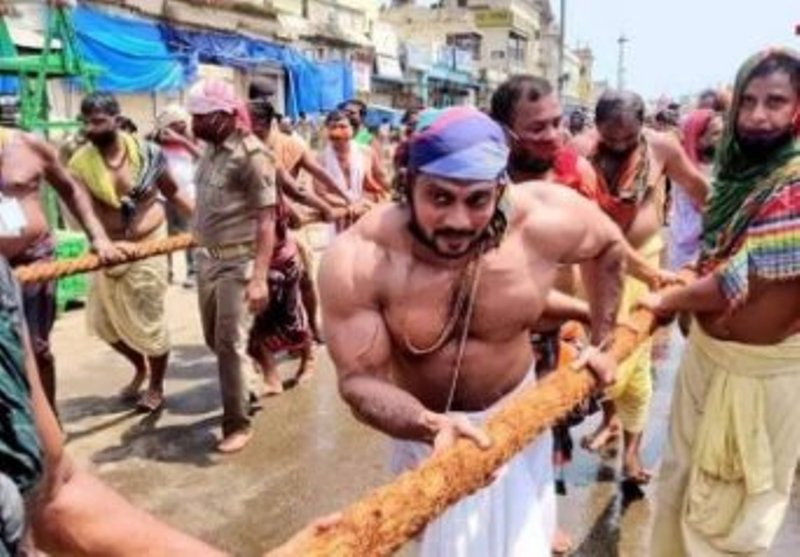 Anil Gochikar pulling the chariots during the Jagannath Rath Yatra