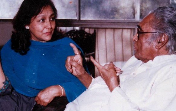 Bharati Jaffery with her father, Ashok Kumar