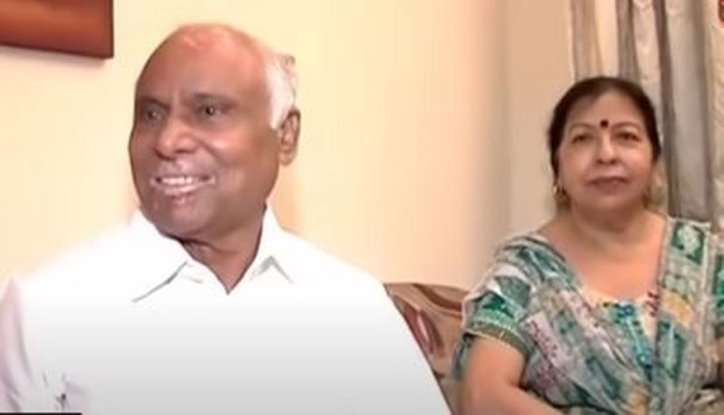 Chandan Prabhakar's parents