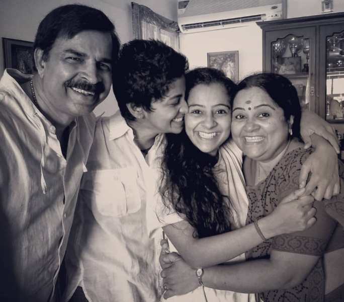 Darshana Rajendran's family picture