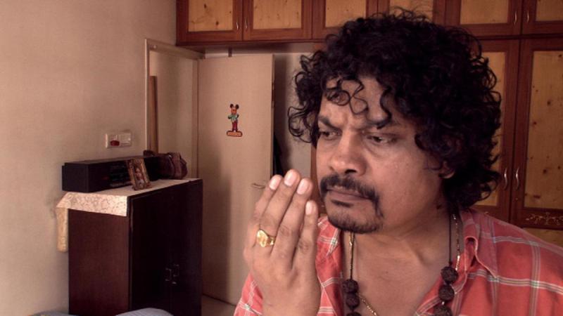 Hemant Mahaur in a still from the film 'Haal E Kangaal' (2014)