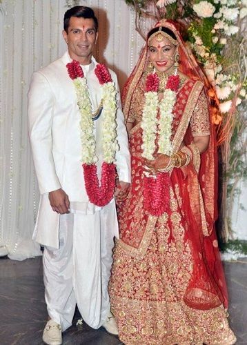 Karan Singh Grover and Bipasha Basu's wedding photo