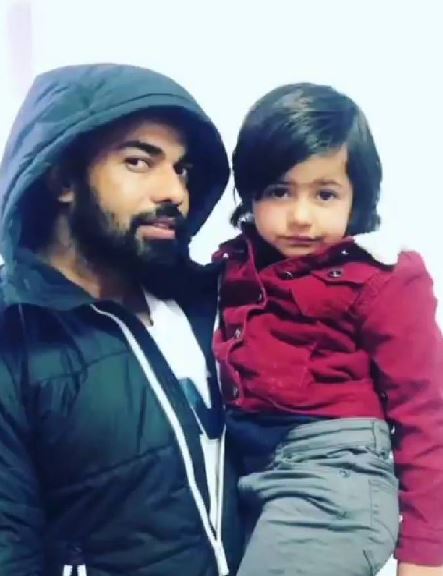 Kaushal Chaudhary with his daughter