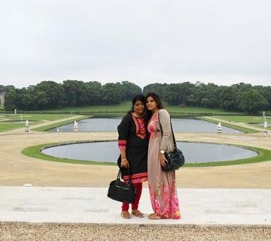 Neha Vaishnav (right) with her mother