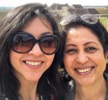 Neha Narkhede with her mother, Kalpana Narkhede