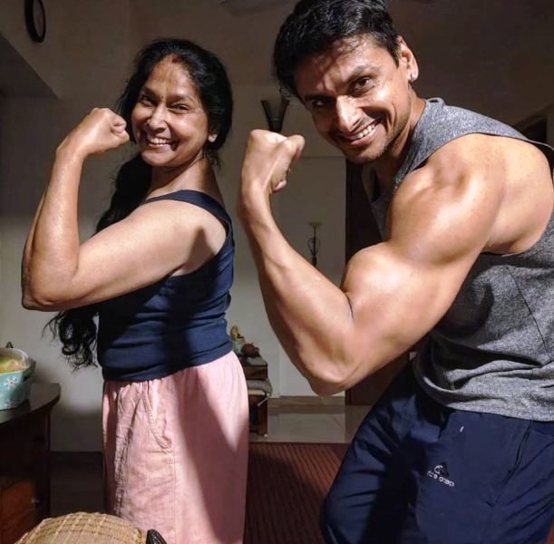 Nupur Shikhare with his mother, Pritam Shikhare