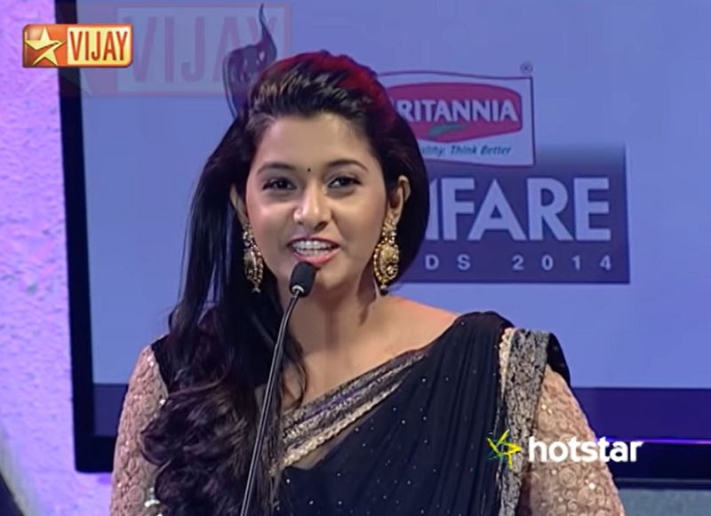 Priya Bhavani Shankar hosting the show Filmfare Awards South (2015)