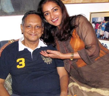 Anuradha Patel with brother Rahul Patel