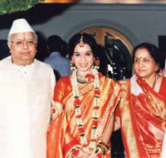 Sheetal Mafatlal on her wedding day with her in-laws