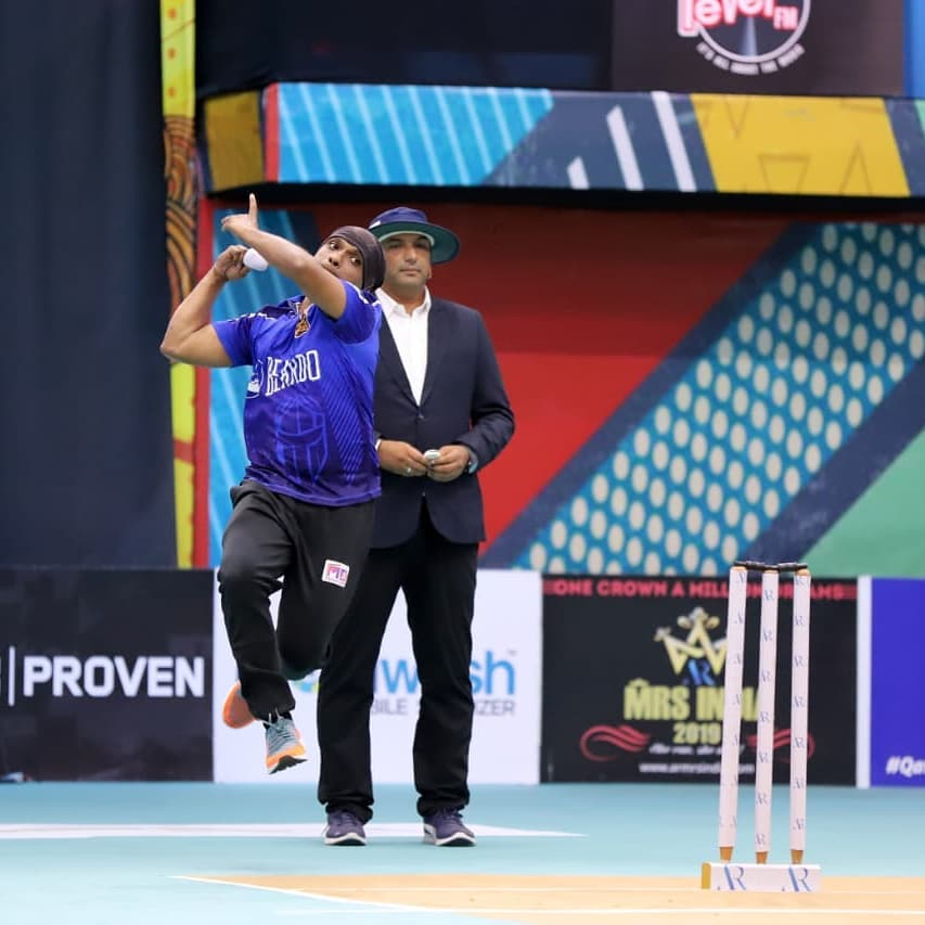 Srikant Maski playing for the team Bengaluru Warriors in the Indian sports reality television show Box Cricket League season 4